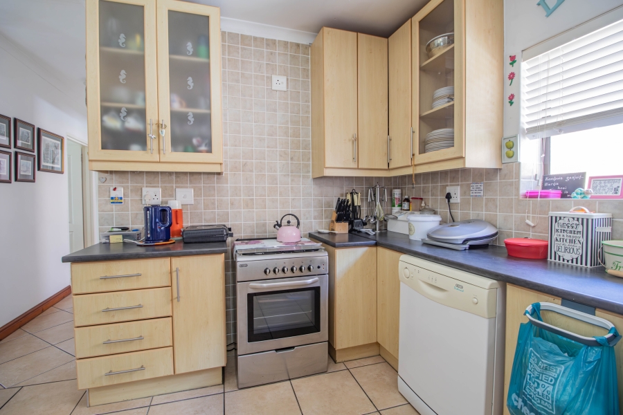 4 Bedroom Property for Sale in Yzerfontein Western Cape